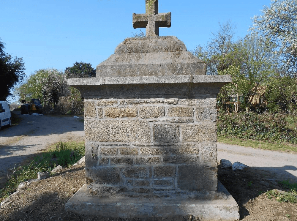 Croix de Riolo 1004×744(1)
