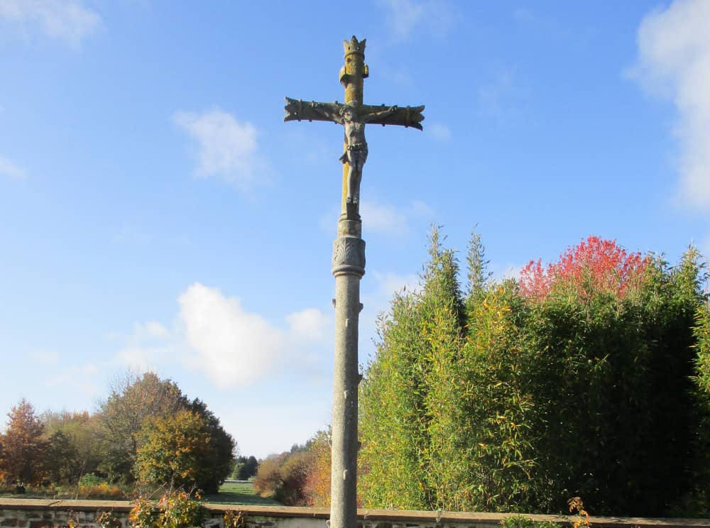La Croix du cimetière 1000×744(1)